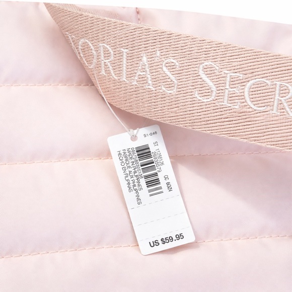 Victoria's Secret Light Pink Quilted Travel Tote - Picture 5 of 6